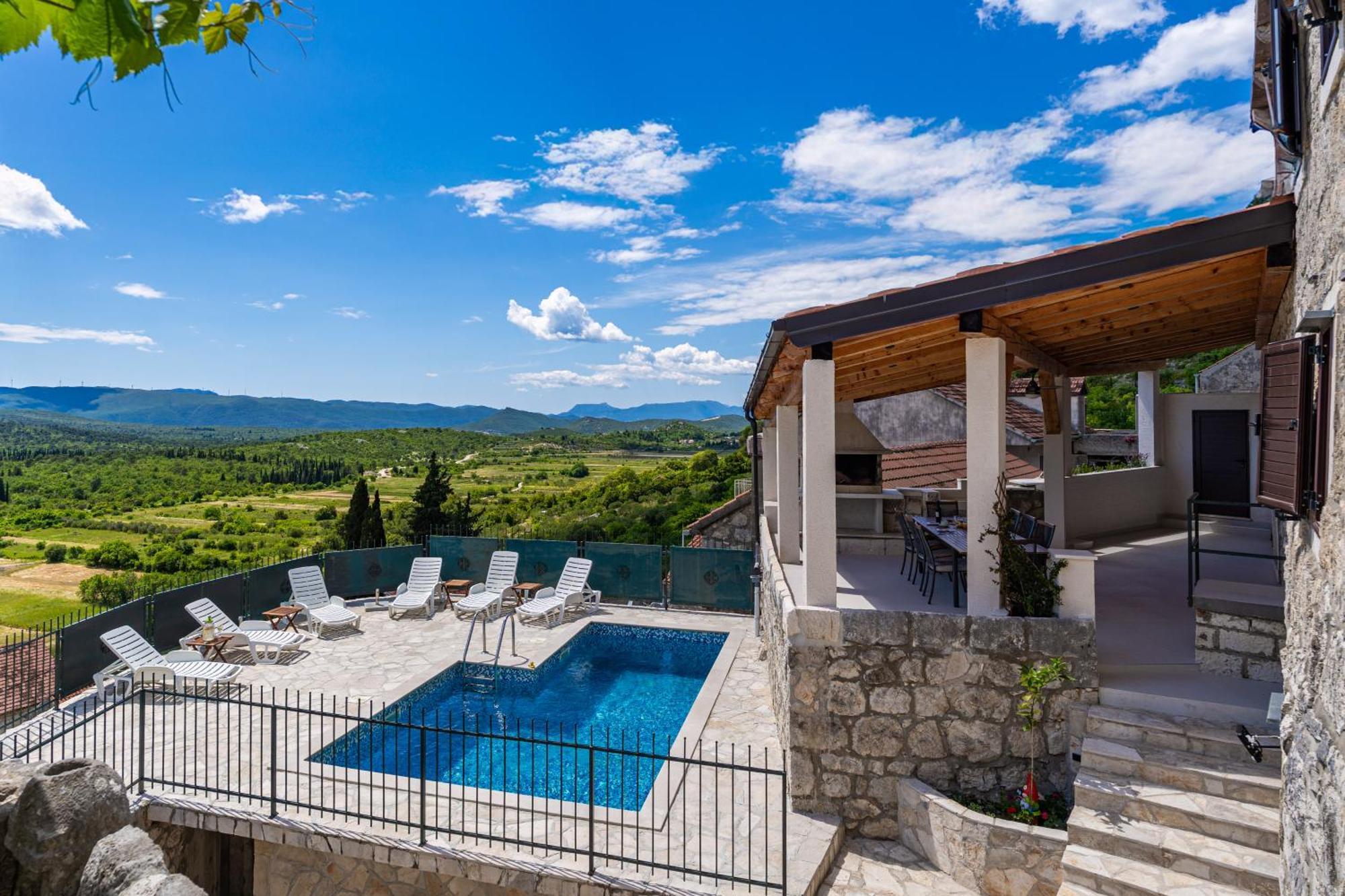 Private Pool Villa - Meditteranean Peace 斯拉诺 外观 照片